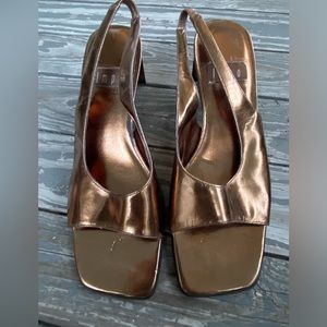 Impo gold strap heels size 7